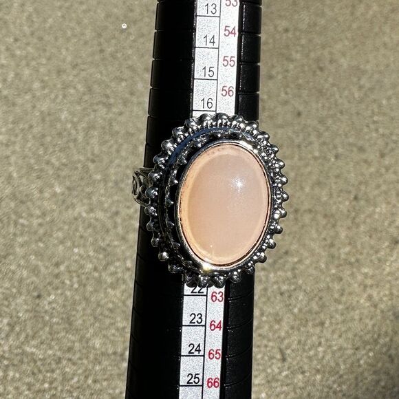 NEW Oval Peach Pink Cream Rose Quartz Vintage-inspired Silver Art Deco Ring Sz 9 - Picture 5 of 13